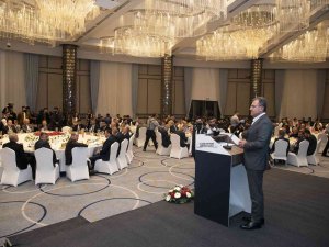Vali Pehlivan: "Yatırımlar Heyecan Veriyor"