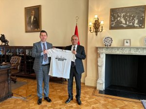 Marmaris Esnaf Ve Sanatkarlar Odası Başkanı Ayyıldız İ̇ngiltere’de