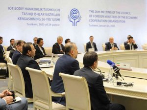 İ̇ran Dışişleri Bakanı Abdullahiyan: "Avrupa’ya Duygusal Eylemlerinin Sonuçları Pahalıya Mal Olacak"