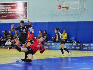 Konyaaltı’nın Hedefi Lideri Yenmek