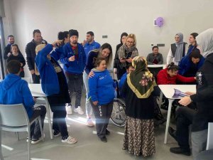 Barem’de Sevgi Dolu Buluşma