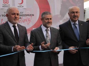 Bakan Nebati: “Kızılay Sadece Kan Bağışı Yürüten Bir Yer Değil”