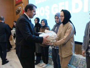 Şanlıurfa’da 400 Öğrenciye Üniversite Hazırlık Seti