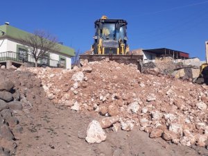 Viranşehir’de Stabilize Yol Çalışması