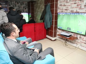 Akçaabat’ta Playstation Turnuvası