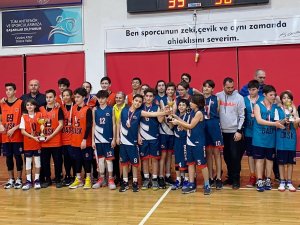 Basketbolda Düzce Atletik Birinci Oldu