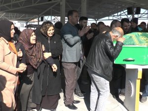 Elektrik Çarpmasıyla Komalık Oldu, Bir Yıl Sonra Aynı Gün Hayatını Kaybetti