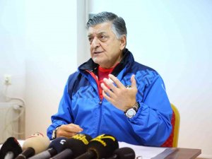 Yılmaz Vural: "Sonuç Olarak Bir Belanın İçine Soktuk Kendimizi"