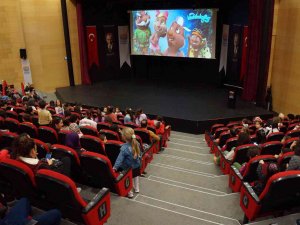 Marmaris’te Çocuklara Eğlenceli Tatil