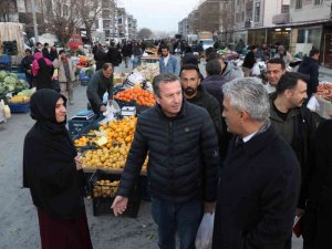 Vali Makas, Salı Pazarını Gezdi