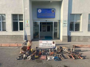 Hırdavatçı Değil, Hırsızın Aracı