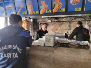 Hakkari Belediyesi Dönercileri Denetlendi