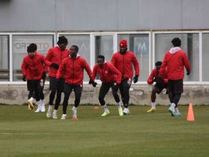 Sivasspor Galibiyet İçin Hazırlanıyor