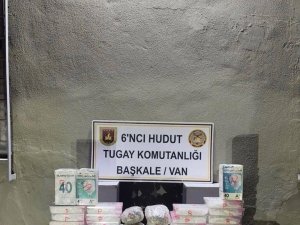 Sınır Hattında 15 Kilo Uyuşturucu Ele Geçirildi