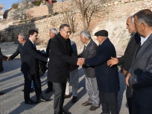 Vali Mahmut Çuhadar, Köylülerin Sorunlarını Dinledi
