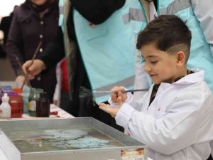 Elazığ’da Anne Ve Çocuklarına Ebru Etkinliği