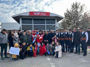 Avrupa 3.’sü Furkan Akar, Memleketinde Kutlamalarla Karşılandı