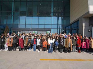 Lise Medeniyet Akademisi Gençleri Aileleriyle Sinemada Buluştu