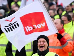 Berlin Havalimanı’nda Grev: Tüm Uçuşlar İptal Oldu