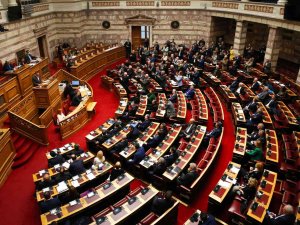 Yunanistan’da Muhalefetten Hükümete Dinleme Skandalı Hakkında Gensoru Önergesi