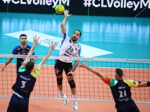 Halkbank Çeyrek Finalde