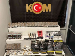 Sigara Kaçakçıları Polisten Kaçamadı