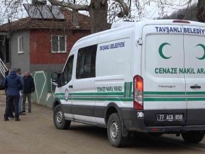 Fotoğraf Çekmek İsterken Hayatını Kaybeden Genç Kadın Toprağa Verildi