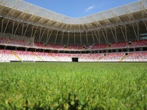 Tff’den Sivas 4 Eylül Stadyumu’na Olumsuz Rapor