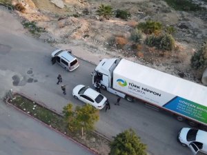Mersin’de Uyuşturucu Tırına Nefes Kesen Operasyon
