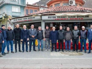 Esnafların Taleplerini Dinledi