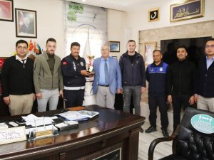 Şampiyonluk Kupasını Başkan Arslan’a Getirdiler