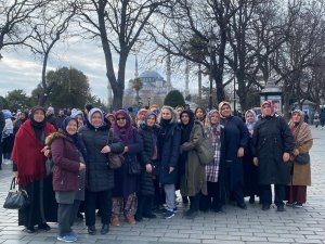 İ̇stanbul’un Tarihi Ve Turistik Yerlerini Gezdiler