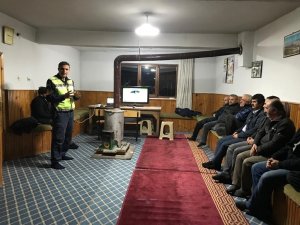 Köylüler Tarım Araçlarının Güvenli Kullanımı Konusunda Bilgilendirildi