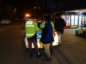 Kazadan Sonra Ulu Orta Tuvaletini Yapan Alkollü Sürücü Başına İş Aldı
