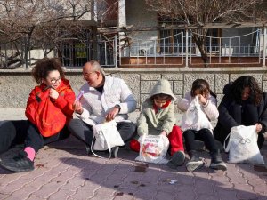 Başkan Kavuş Çocuklarla Şivlilik Topladı
