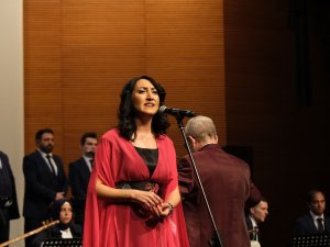 Hale Yamaner’le Türkü Şöleni