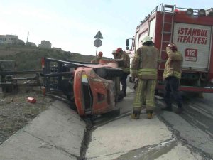 Başakşehir’de Forklift Devrildi, 1’i Ağır 2 Yaralı