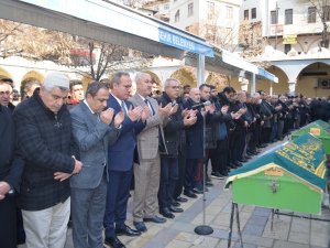 Mhp’li Eski Vekilin Ağabeyi Ve Yengesi Son Yolculuğuna Uğurlandı