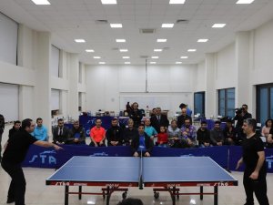 Fü’de Personel Arası Masa Tenisi Turnuvası Sona Erdi