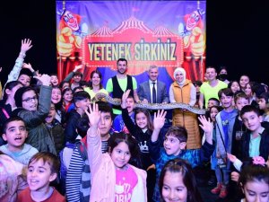 Yeşilyurt’ta Çocuklara Karne Hediyesi
