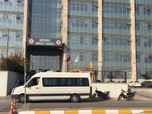 Adliye Parkında Silahlı Kavga: 2 Yaralı