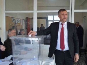 Varto Esnaf Kefalet Kredi Kooperatifi Başkanlığına Kartal Seçildi