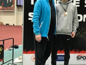 Sakarya Büyükşehir’in Sporcusu Atletizmde Türkiye Şampiyonu Oldu