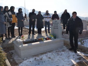 Prof Dr Kurt Mezarı Başında Anıldı