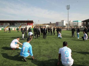 Gölbaşı Belediye Başkanı Şimşek, "İ̇lçe Ocaklar Futbol Turnuvası" Açılış Maçına Katıldı