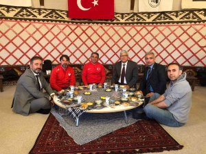 Antrenörler, Çorumlu Obası’na Konuk Oldu