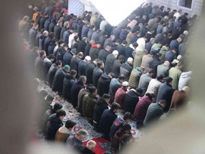 Peygamberler Şehrinde Regaip Kandili Coşkusu