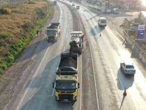 D-817 Karayolunda Asfalt Yenileme Çalışması Başladı