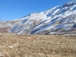 Göl Manzaralı Kayak Merkezi Kara Hasret Kaldı, Sezon Açılamadı