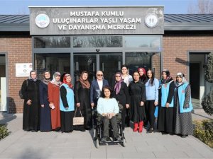 İ̇l Müftüsü Akkuş’tan Ulu Çınarlar Yaşlı Yaşam Ve Dayanışma Merkezi’ne Ziyaret